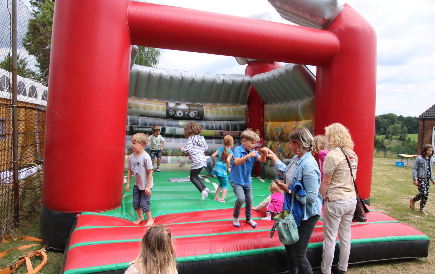 Outdoor Spiele F r Kinder Entertainment F rderprogramme Haus Des outdoor-spiele-f-r-kinder-entertainment-f-rderprogramme-haus-des